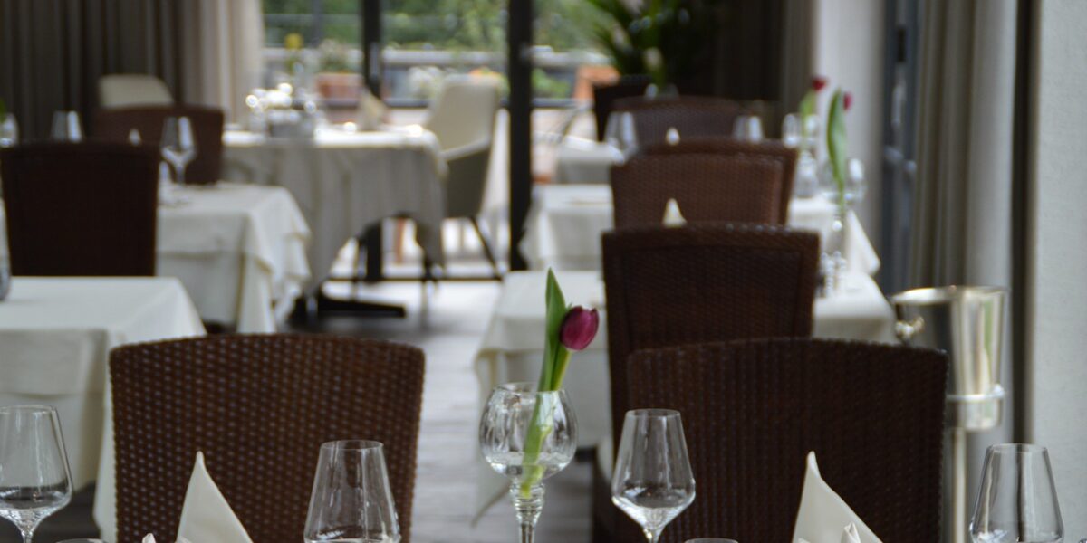 La_révolution_écolo_:_quelle_nouvelle_couverture_de_table_choisir_en_restauration_?
